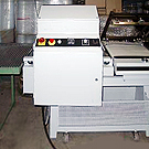 Winkelschweißer mit Schrumpftunnel